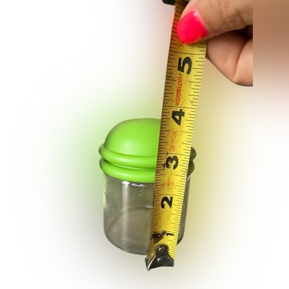 Vintage 1960s Pyrex Salt & Pepper Shakers – Green Tops – New in Box - Picture 3 of 14